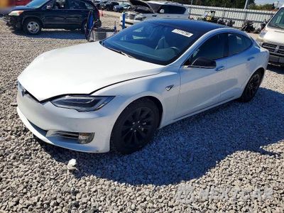 2018 TESLA MODEL S 5YJSA1E28JF277147 - główne zdjęcie licytacji z USA - miniatura