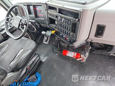 Zdjęcie 8 z 13 samochodu: 2022 MACK MD BOX TRUCK VIN:1M2MDBAA9NS003236 - miniatura