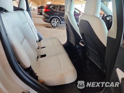 Zdjęcie 11 z 14 samochodu: 2022 TESLA MODEL Y VIN:7SAYGDEE5NF512262 - miniatura