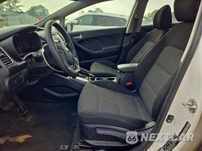 Zdjęcie 7 z 12 samochodu: 2018 KIA FORTE LX VIN:3KPFK4A72JE205562 - miniatura