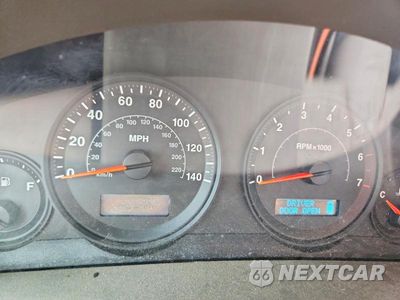 Zdjęcie 9 z 14 samochodu: 2005 JEEP GRAND CHEROKEE LAREDO VIN:1J8HS48N35C574773 - miniatura