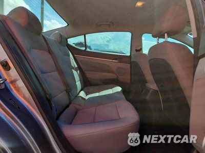 Zdjęcie 10 z 13 samochodu: 2018 HYUNDAI ELANTRA SEL VIN:5NPD84LF0JH283893 - miniatura