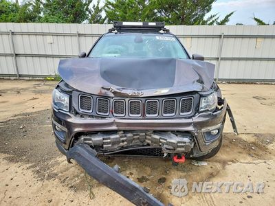 Piąte zdjęcie samochodu w środku: 2019 JEEP COMPASS TRAILHAWK VIN:3C4NJDDB2KT739771 - miniatura