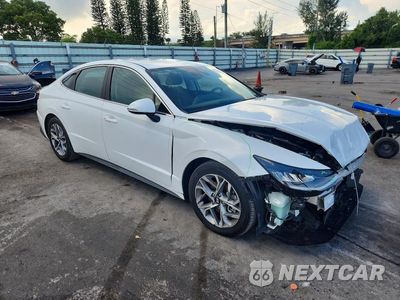 Czwarte zdjęcie samochodu z boku: 2021 HYUNDAI SONATA SEL VIN:5NPEL4JA0MH105917 - miniatura