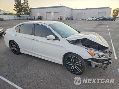 Czwarte zdjęcie samochodu z boku: 2017 HONDA ACCORD SPORT VIN:1HGCR2F54HA270194 - miniatura