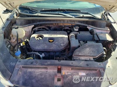 Zdjęcie 11 z 12 samochodu: 2020 HYUNDAI TUCSON SE VIN:KM8J23A47LU109162 - miniatura