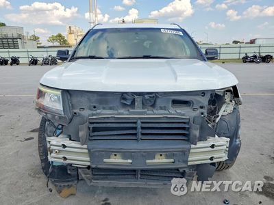Piąte zdjęcie samochodu w środku: 2017 FORD EXPLORER XLT VIN:1FM5K8D80HGB38165 - miniatura