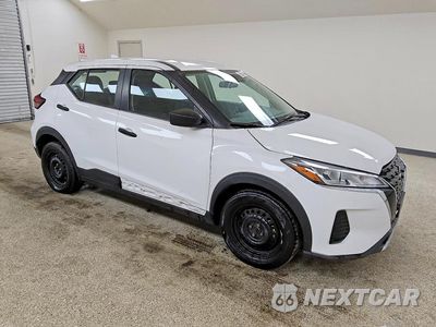 Czwarte zdjęcie samochodu z boku: 2023 NISSAN KICKS S VIN:3N1CP5BV6PL522954 - miniatura