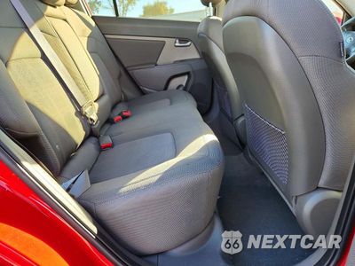 Zdjęcie 10 z 12 samochodu: 2011 KIA SPORTAGE LX VIN:KNDPB3A24B7085445 - miniatura