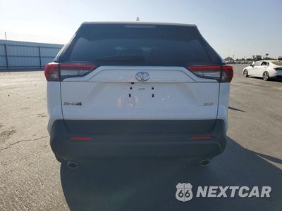 Zdjęcie 6 z 13 samochodu: 2024 TOYOTA RAV4 XLE VIN:2T3W1RFV5RW318106 - miniatura
