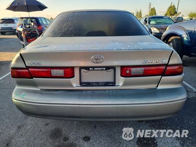 Zdjęcie 6 z 12 samochodu: 1999 TOYOTA CAMRY LE VIN:JT2BG28K9X0282678 - miniatura