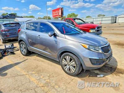 Czwarte zdjęcie samochodu z boku: 2016 KIA SPORTAGE EX VIN:KNDPCCAC8G7815855 - miniatura