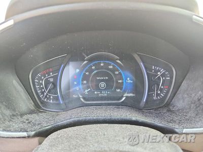 Zdjęcie 9 z 13 samochodu: 2019 HYUNDAI SANTA FE SEL 2.4L VIN:5NMS3CAD8KH010104 - miniatura
