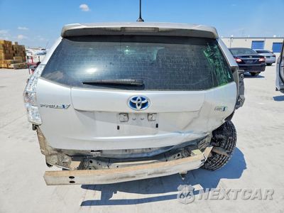 Zdjęcie 6 z 13 samochodu: 2014 TOYOTA PRIUS V THREE VIN:JTDZN3EU9EJ003714 - miniatura