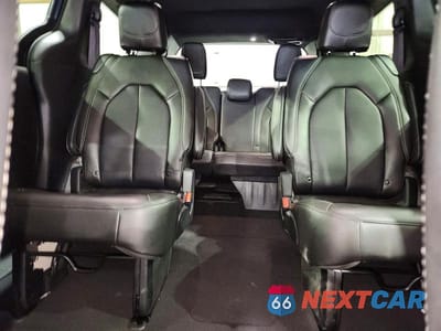 Zdjęcie 10 z 13 samochodu: 2025 CHRYSLER PACIFICA SELECT VIN:2C4RC1BG4SR561454 - miniatura