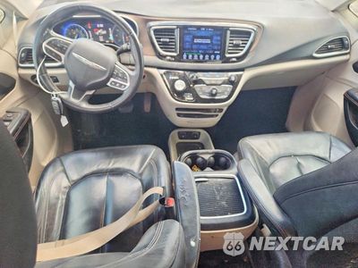 Zdjęcie 8 z 13 samochodu: 2017 CHRYSLER PACIFICA TOURING L PLUS VIN:2C4RC1EG1HR669311 - miniatura
