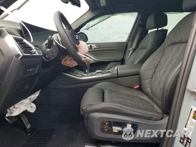 Zdjęcie 7 z 13 samochodu: 2026 BMW X5 M60I VIN:5UX33EU08T9371269 - miniatura