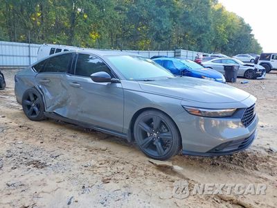Czwarte zdjęcie samochodu z boku: 2024 HONDA ACCORD HYBRID SPORT-L VIN:1HGCY2F77RA064616 - miniatura