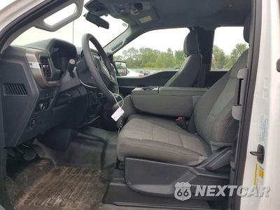 Zdjęcie 7 z 12 samochodu: 2025 FORD F150 XL VIN:1FTEX1LP2SKD33274 - miniatura