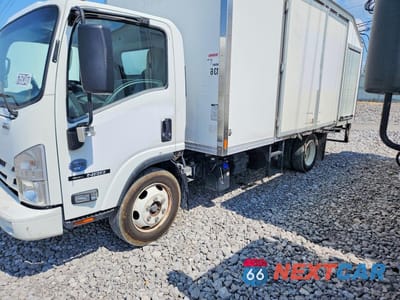 2020 ISUZU NRR BOX TRUCK JALE5W165L7302052 - główne zdjęcie licytacji z USA - miniatura