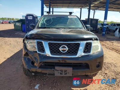 Piąte zdjęcie samochodu w środku: 2012 NISSAN PATHFINDER S VIN:5N1AR1NN6CC600556 - miniatura