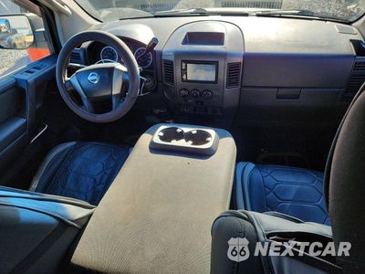 Zdjęcie 8 z 12 samochodu: 2013 NISSAN TITAN S VIN:1N6BA0EK3DN313033 - miniatura