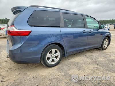 Piąte zdjęcie samochodu w środku: 2015 TOYOTA SIENNA LE VIN:5TDKK3DC4FS532172 - miniatura