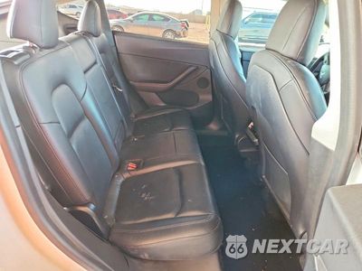 Zdjęcie 11 z 14 samochodu: 2020 TESLA MODEL Y VIN:5YJYGDEE4LF037357 - miniatura