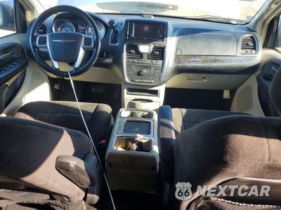 Zdjęcie 8 z 13 samochodu: 2013 CHRYSLER TOWN & COUNTRY TOURING VIN:2C4RC1BGXDR652067 - miniatura
