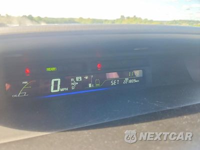 Zdjęcie 9 z 12 samochodu: 2013 TOYOTA PRIUS V FIVE VIN:JTDZN3EU7D3258672 - miniatura