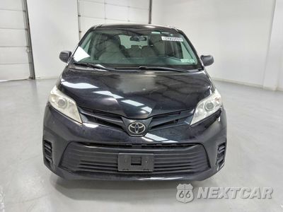 Piąte zdjęcie samochodu w środku: 2020 TOYOTA SIENNA L VIN:5TDZZ3DC1LS036431 - miniatura