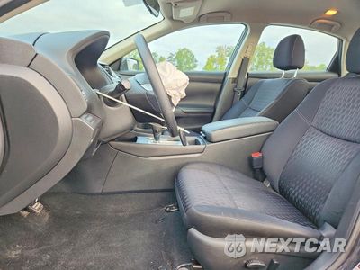 Zdjęcie 7 z 13 samochodu: 2017 NISSAN ALTIMA 2.5 S VIN:1N4AL3AP2HC266922 - miniatura
