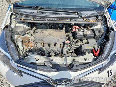 Zdjęcie 11 z 12 samochodu: 2017 TOYOTA YARIS 5-DOOR L FLEET VIN:VNKKTUD31HA076805 - miniatura