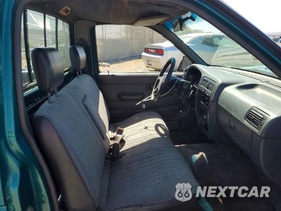 Zdjęcie 10 z 12 samochodu: 1995 NISSAN TRUCK BASE VIN:1N6SD11S4SC441101 - miniatura