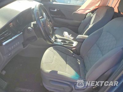 Zdjęcie 7 z 12 samochodu: 2020 KIA NIRO LXS VIN:KNDCB3LC6L5451021 - miniatura