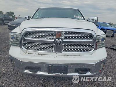Piąte zdjęcie samochodu w środku: 2017 RAM 1500 LARAMIE VIN:1C6RR7NT4HS573600 - miniatura