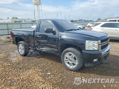 Czwarte zdjęcie samochodu z boku: 2010 CHEVROLET SILVERADO K1500 VIN:1GCPKPEA3AZ199013 - miniatura