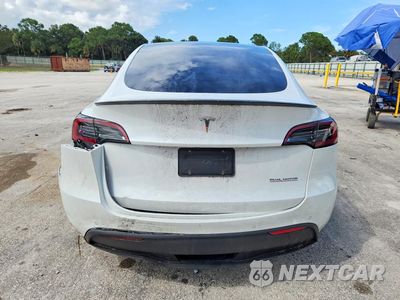 Zdjęcie 6 z 12 samochodu: 2022 TESLA MODEL Y VIN:7SAYGDEF8NF522986 - miniatura