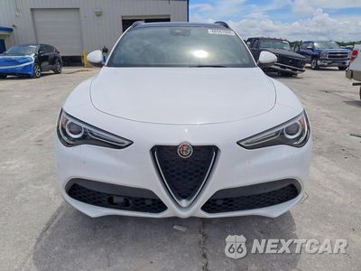 Piąte zdjęcie samochodu w środku: 2023 ALFA ROMEO STELVIO TI VIN:ZASPAKBN6P7D53920 - miniatura