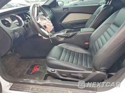 Zdjęcie 7 z 13 samochodu: 2014 FORD MUSTANG VIN:1ZVBP8AM9E5283140 - miniatura