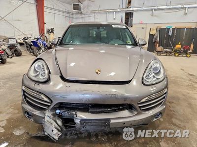 Piąte zdjęcie samochodu w środku: 2012 PORSCHE CAYENNE VIN:WP1AA2A20CLA06895 - miniatura