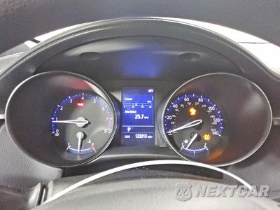 Zdjęcie 9 z 12 samochodu: 2019 TOYOTA C-HR LE VIN:NMTKHMBX1KR072875 - miniatura