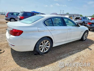 Trzecie zdjęcie samochodu z tyłu: 2014 BMW 528 XI VIN:WBA5A7C5XED619625 - miniatura