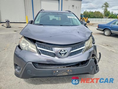 Piąte zdjęcie samochodu w środku: 2015 TOYOTA RAV4 LE VIN:2T3BFREV8FW287883 - miniatura