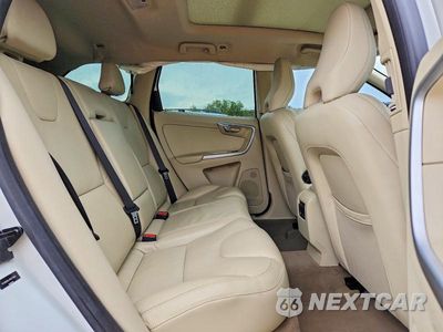 Zdjęcie 11 z 13 samochodu: 2011 VOLVO XC60 3.2 VIN:YV4952DL1B2211804 - miniatura