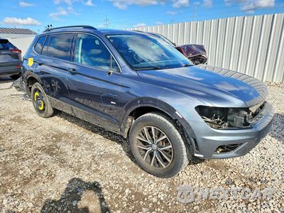 Czwarte zdjęcie samochodu z boku: 2021 VOLKSWAGEN TIGUAN SE VIN:3VV2B7AX9MM087909 - miniatura