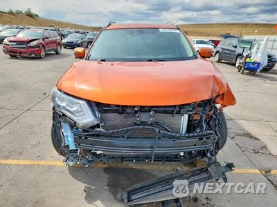 Piąte zdjęcie samochodu w środku: 2019 NISSAN ROGUE SL VIN:5N1AT2MV2KC742734 - miniatura