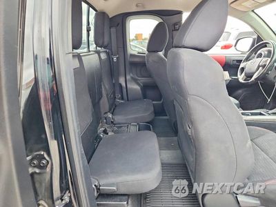 Zdjęcie 10 z 13 samochodu: 2017 TOYOTA TACOMA SR5 V6 VIN:5TFSZ5AN9HX083078 - miniatura