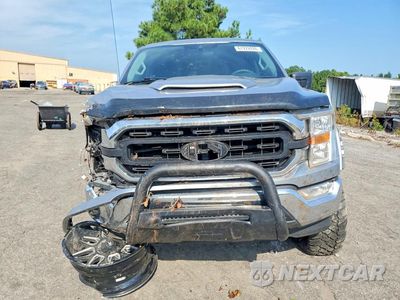 Piąte zdjęcie samochodu w środku: 2021 FORD F150 SUPERCREW VIN:1FTFW1E5XMFA42018 - miniatura
