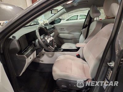 Zdjęcie 7 z 13 samochodu: 2025 HYUNDAI KONA SEL VIN:KM8HBCAB6SU312703 - miniatura